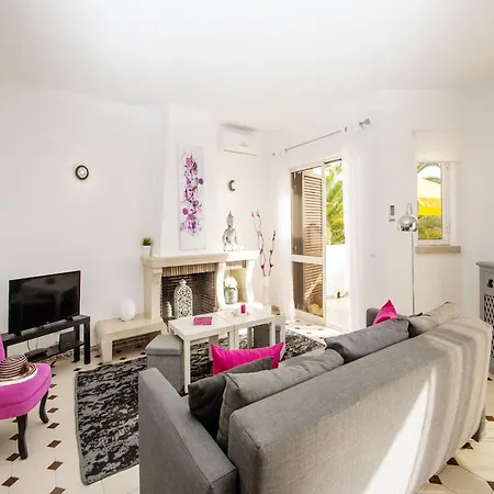 شقة Apartment In Albufeira Near Sea Beach *