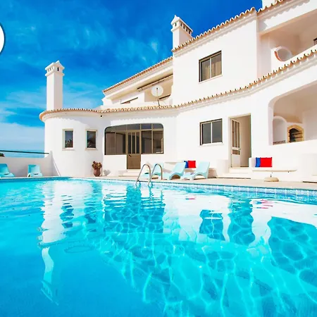 Apartment In Albufeira Near Sea Beach * البوفيرا