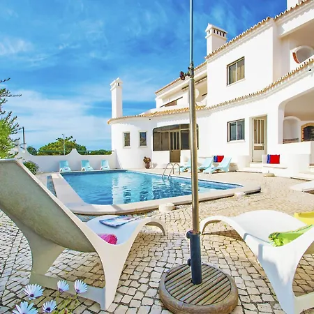 Apartment In Albufeira Near Sea Beach البوفيرا