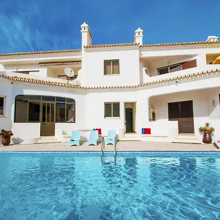 Apartment In Albufeira Near Sea Beach شقة *