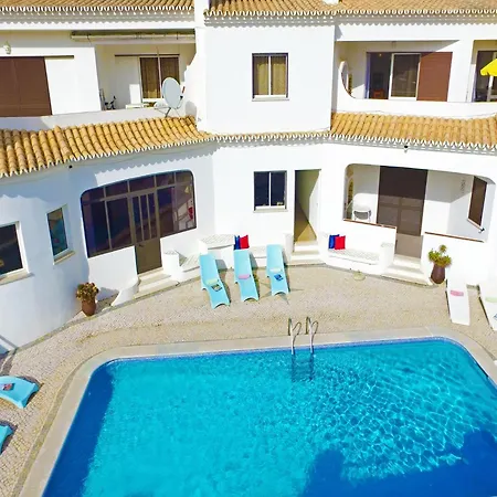 Apartment In Albufeira Near Sea Beach البوفيرا